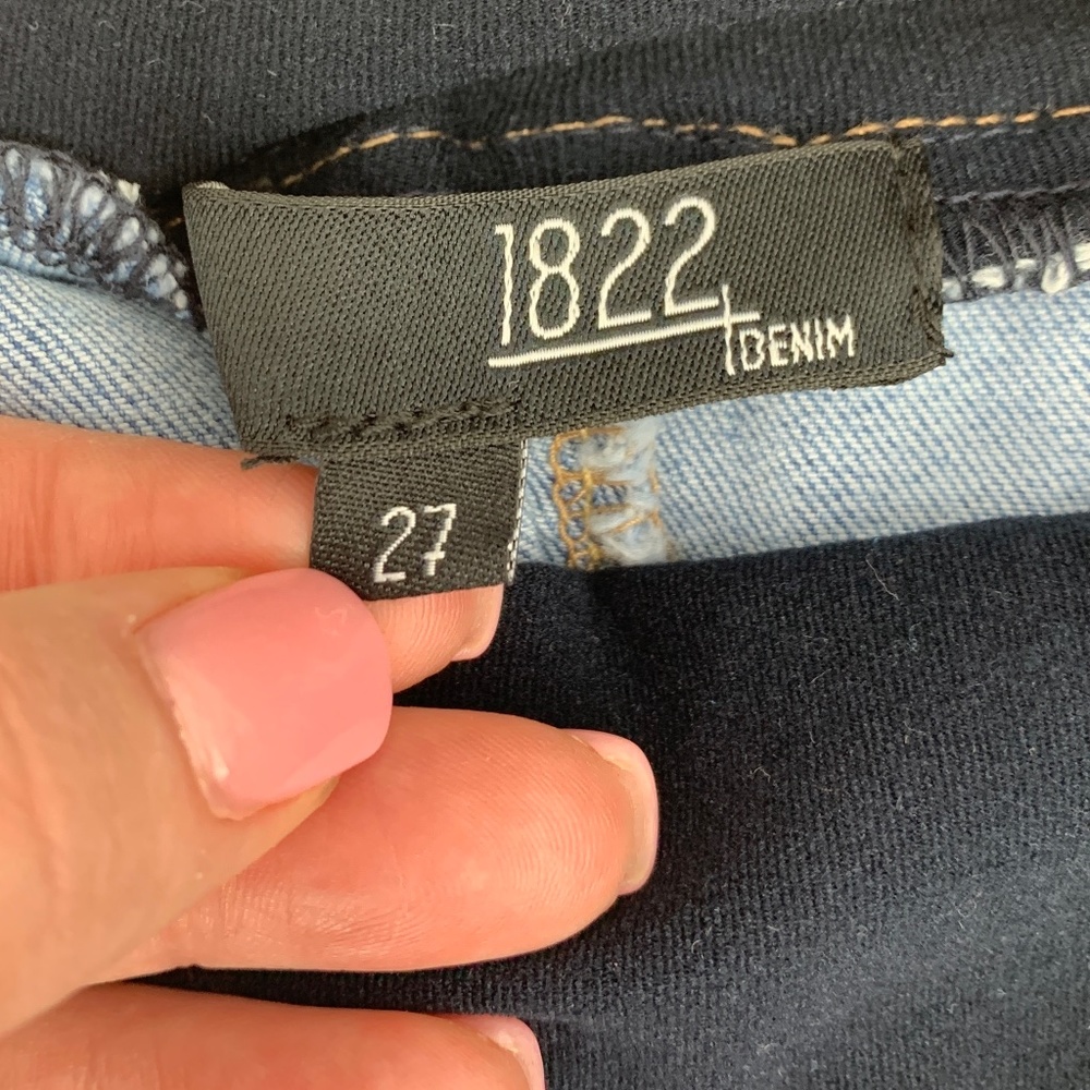 1822 Denim Evalyn Maternity Sustainable Roll Cuff Distressed Short Sz 27 - Picture 6 of 11